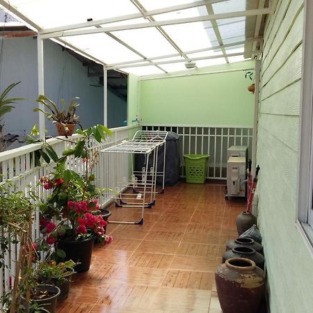 Jutharat Home Phra Nakhon Si Ayutthaya Dış mekan fotoğraf