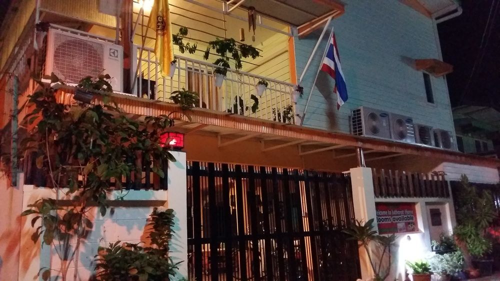 Jutharat Home Phra Nakhon Si Ayutthaya Dış mekan fotoğraf