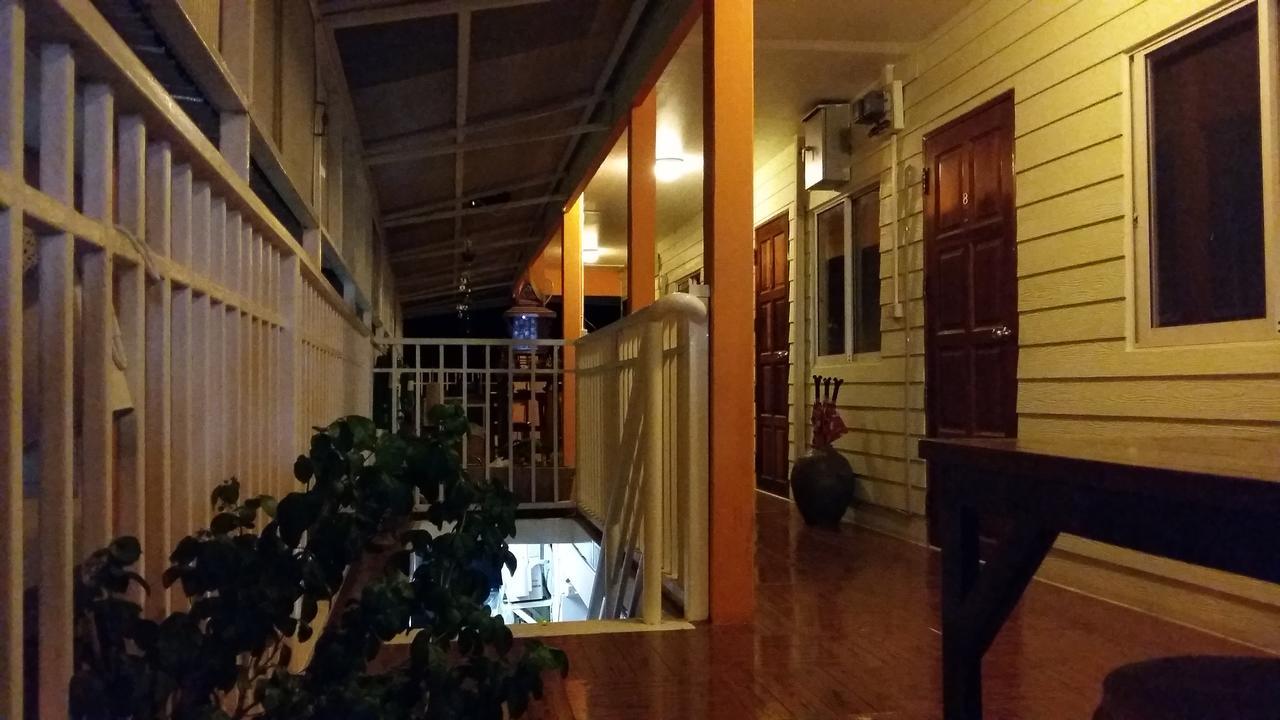 Jutharat Home Phra Nakhon Si Ayutthaya Dış mekan fotoğraf